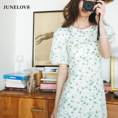 JuneLove 2021 Summer One Piece Dress Korean Puff Sleeve Sweet Elegant Floral Dress Women Slim Vintage Midi Dress Party Females