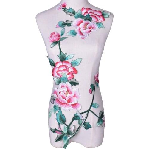 2Pcs/Set Pink Flower Patches for Clothing Sew on Clothes Embroidered Applique DIY Stripe Rose Flower Sticker Badge