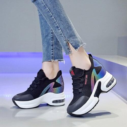 New womens Sports Shoes High Quality Leather Air Damping Casual Shoes non-slip womens Shoes