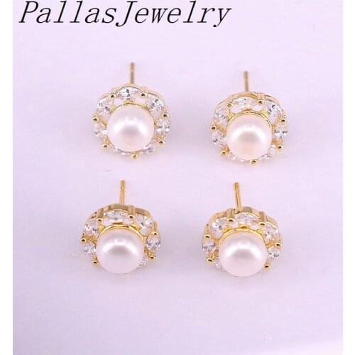 8Pairs Delicate Fashion Pearl Jewelry Stud Earrings for Women Gold Color CZ Femme Gifts