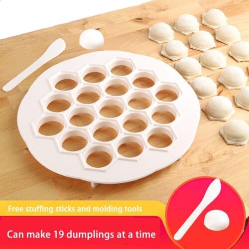 2021 New DIY Dumplings Maker Tool Jiaozi Pierogi Mold Dumpling Baking Molds Kitchen Accessories Kitchen Pastry Tools U2