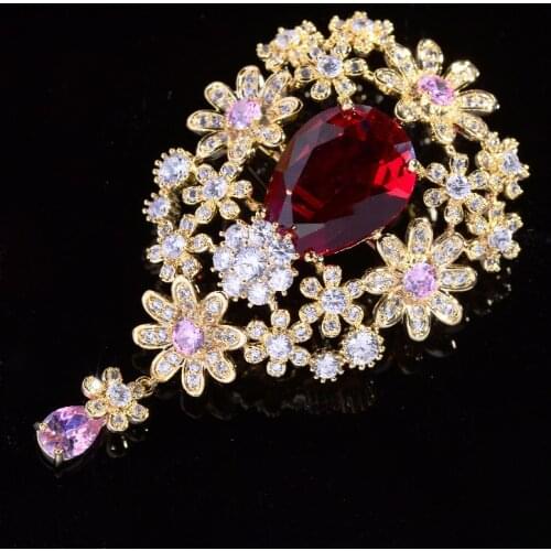 Classical Retro Flower Brooch Copper Three Color Zirconia Baroque Brooches for Women Coat Broochpin Accessories Vintage Jewelry