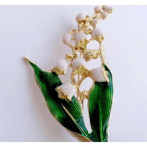 White Floral Leaf Brooch Trendy Alloy Enamel Lily Valley Gold Color Brooch Pin High Quality Jewelry For Women