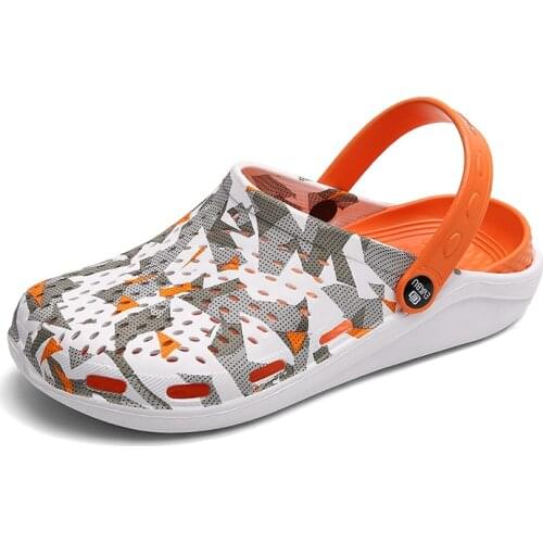 Hot Sale Women Sandals Crocks Brand ClogsCrocse Shoe Couple EVA Lightweight Sandles Unisex Colorful Shoes Summer Beach Slippers