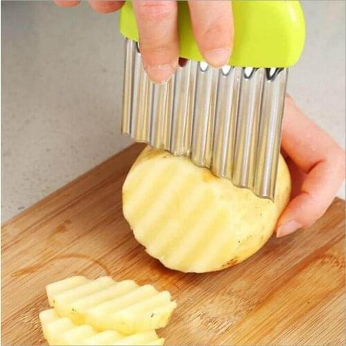 Stainless Steel Vegetable Carrot Wavy Cutter Slicer Potato Chips Corrugated Knife Kitchen Wrinkled French Fries Kitchen Tools