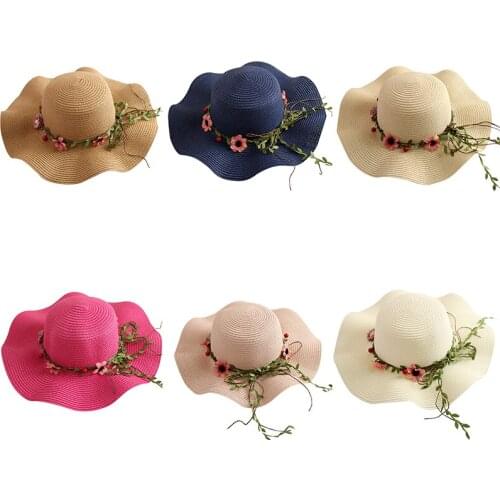 Spring and Summer Day Beach New Women Korean Large Wave-edged Flowers Big Coastal Travel Vine Straw Hat J1