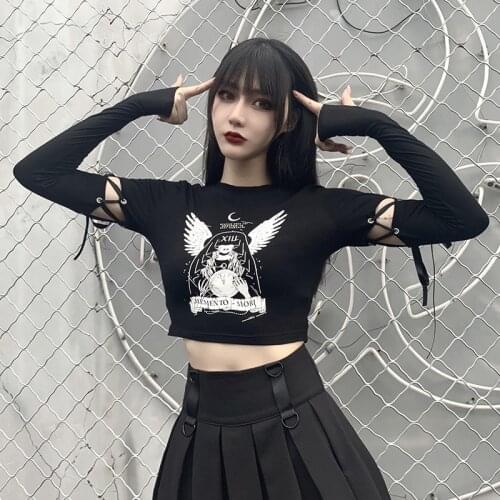 Gothic Retro Autumn and Winter Womens Temperament Was Thin Top Pleated Trumpet Sleeves O-neck Long-sleeved T-shirt Japan Women