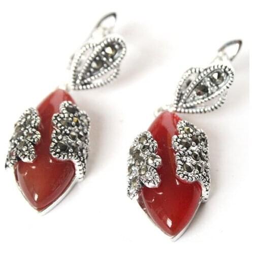 VINTAGE 11/2" NATURAL RED Natural jade MARCASITE 925 SILVER EARRINGS