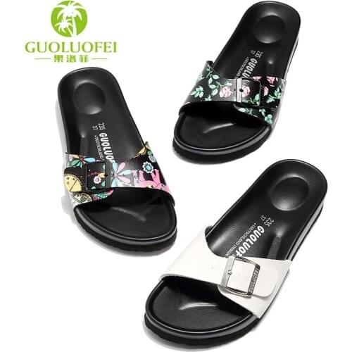 Womens Slippers 2021 Summer New Style Korean Fashion Trend Word Leisure Non-slip All-match Female Outer Wear Beach Shoes