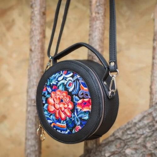 Retro embroidery female ethnic style PU leather embroidery portable single shoulder diagonal small round bag antique bag