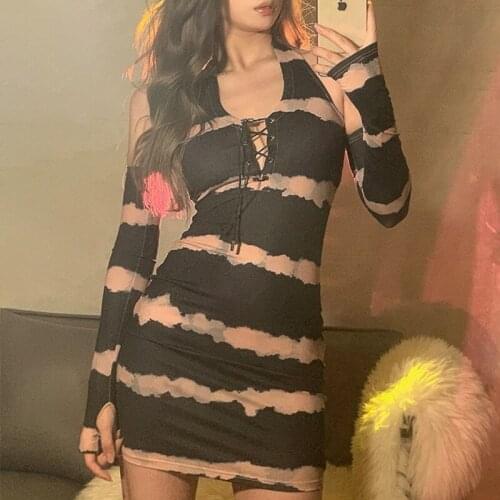 European and American 2021 autumn and winter hot products new ladies sexy U-neck lace independent long-sleeved contrast dress