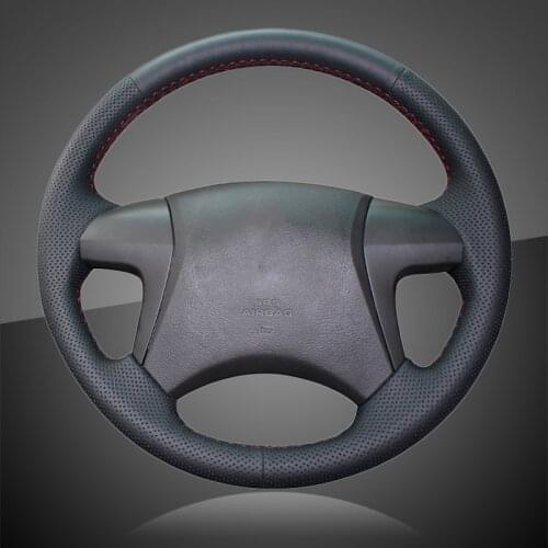 Auto Braid On The Steering Wheel Cover for Toyota Highlander Camry Isis Mark X Zio Premio Noah (Voxy) Previa Car Braiding Covers