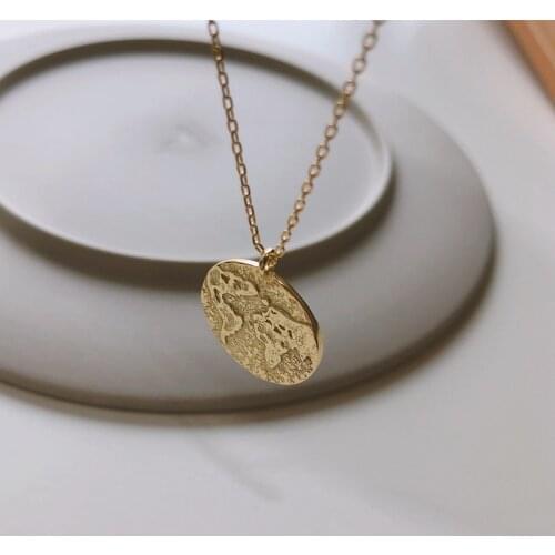 Silvology 925 Sterling Silver World Map The Compass Necklace Gold Round Emboss Female Pendant Necklace Creative Jewelry Silver