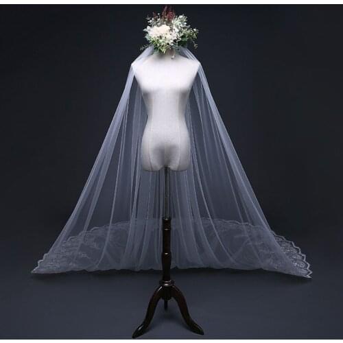 4M One-Layer Women Trailing Cathedral Long Wedding Veil Embroidered Floral Lace Applique Scalloped Trim Bridal Veil With Comb