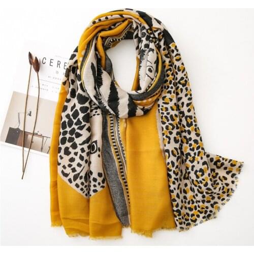 2020 Fashion Animal Leopard Dot Fringe Viscose Shawl Scarf Women Winter Cotton Bandana Wrap Pashmina Stole Bufandas Muslim Hijab