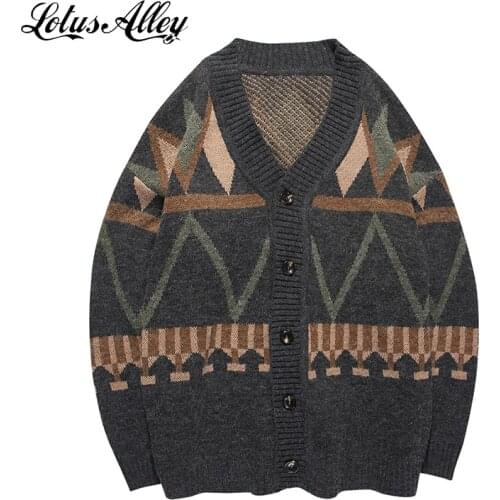 Japanese Mens Cardigan Sweater Autumn Man Coats Argyle Retro V Neck Cozy Sweaters Male Baggy Knitwear All-match Outwear Chic