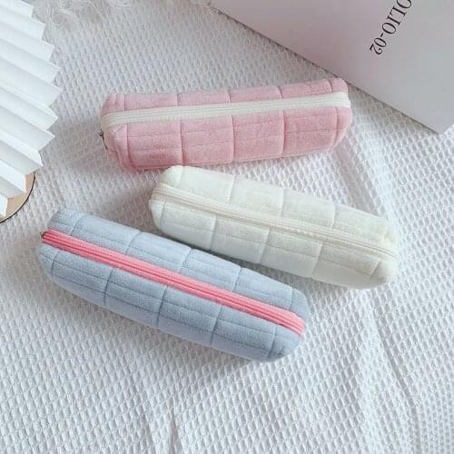 Plush Pencil Bag Student Storage Stationery Box Portable Makeup Toilet Pouch Girls Kawaii School Pen Case Soild Makeup Organizer