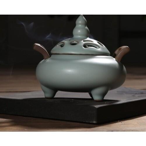 F (assembles) life of monkey Creative ceramic aroma stove Imitation of the song dynasty restoring ancient ways your kiln