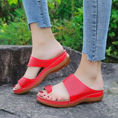Slipper women 2021 fashion solid color soft casual shoes woman sandals plus size hollow summer beach casual women slippers