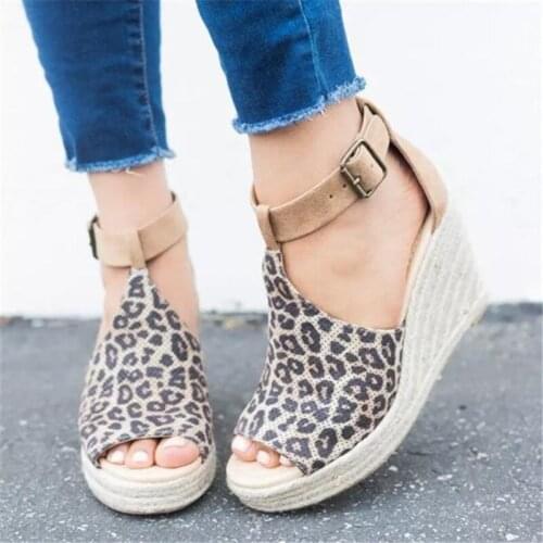 Explosive Womens Fish-mouth Leopard Print One-word Buckle Waterproof Platform Hemp Rope Sole Mupo Heel Flat Sandals