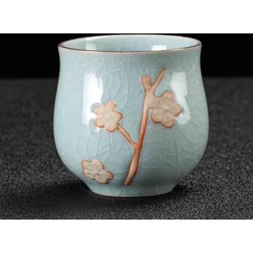 2pcs/set Master Cup Kitchen Drinkware Tea Accessories Porcelain Single Cup Plum Flower Pattien Kungfu Tea Cup