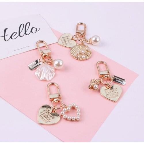 Gold Plating Heart Pendant Airpods Cover Keyring Mini Size Handmade Shell Pearl Keychain Women Bag Purse Charm Key Chain Holder