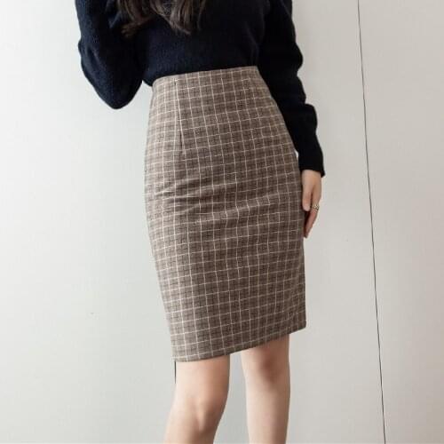 Winter Women Solid Color Sexy Slit Woollens Mermaid Skirts French Style Warm Slim Button Long Skirts Elegant Office Lady Skirts