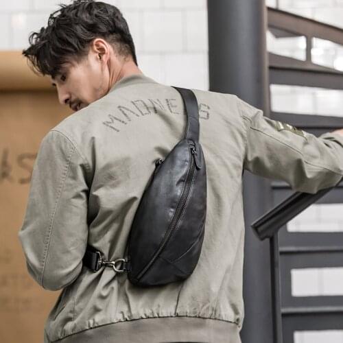 2020 new genuine leather mens chest bag messenger bag shoulder bag casual first layer leather waist bag tide men bag