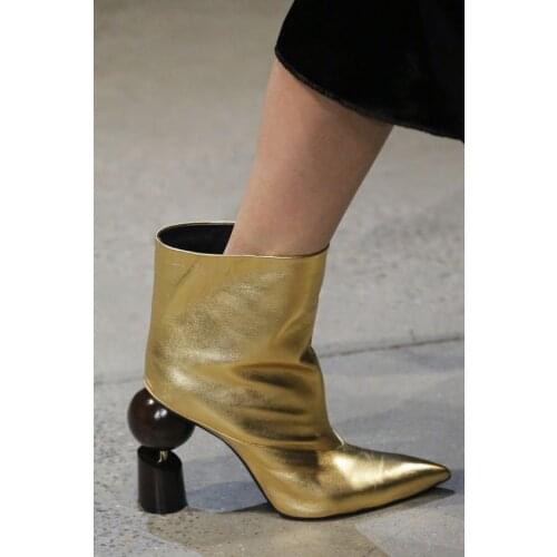 Botas Mujer Western Gold White Block Strange High Heel Ankle Boots For Woman Genuine Leather Punk Pointed Toe Biker Shoes 2019