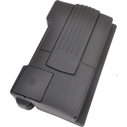 Engine Battery Dust Proof Negative Electrode Waterproof Protective Cover For VW Tiguan L 2016 2017 2018 for Skoda Octavia