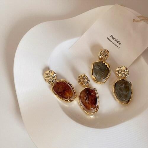 Retro Hong Kong Style Fashion 2020 New Metal Resin Earrings Female Classic Design S925 Geometric Pendant Earrings