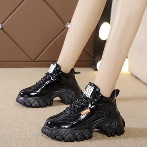 Hot Selling Black Catwalk Show Feet Small Spring and Summer New Bright Skin High-heeled Inner Heightening Womens Fashion Shoes