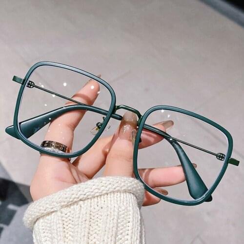 Anti Blue Light Glasses Woman Elegant Cmaos Women Eyeglasses Green Frame Trendy Ladies Blocking 2021 New Retro Fashion Anteojos
