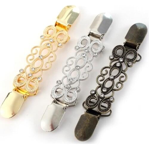 Vintage Hollow Rhinestone Flower Gold Brooches For Women Fashion Crystal Geometric Circle Bronze Clothes Pins Ladies Brooches