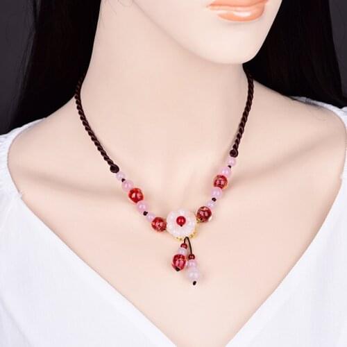 Personal Translucent Powder Crystal Beads Chokers Necklace Vintage Elegant Golden Sand Coloured Glaze Pendant Necklace