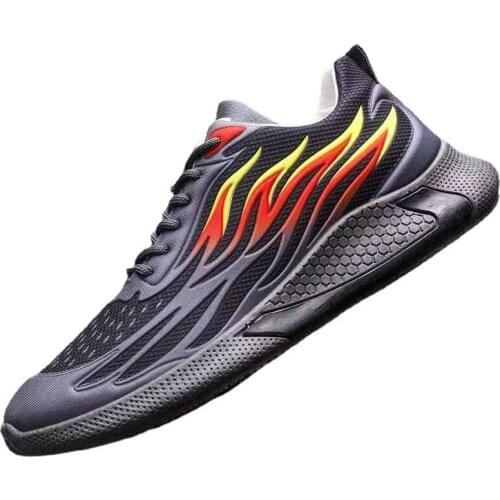 Spring and autumn new mens casual shoes trendy fashion breathable wild sneakers lightweight wear-resistant non-slip shoes