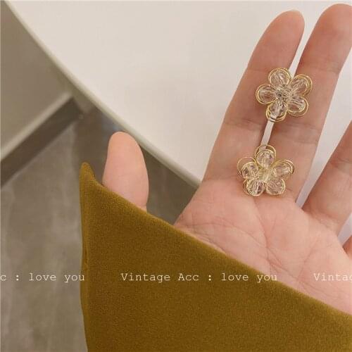 2021 New Retro Geometric Flower Earrings Korean Transparent INS Wind Flower Fashion Girly Commuter Earrings