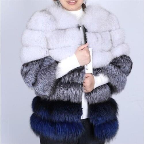 New Winter womens fur coat, real raccoon coat, fox fur vest, three-thirds sleeved warm fox fur outdoor jacket 2020
