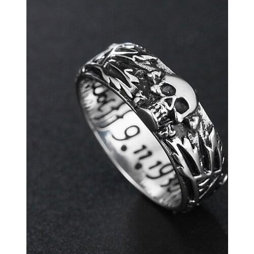 Vintage Mens Punk Ring Fashion Personality Stainless Steel Carved Skull Couple Jewelry Accessories Boyfriend Gift Wholesale