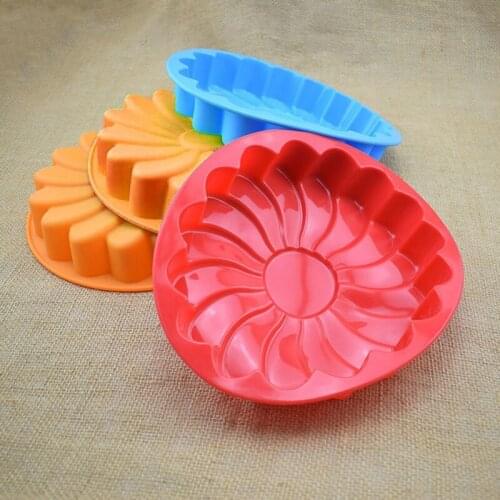 Justdolife Flower Shape Cake Mold Solid Color Silicone DIY Baking Mold Cake Pan Cake Round Mold Muffin Cupcake Baking Pan