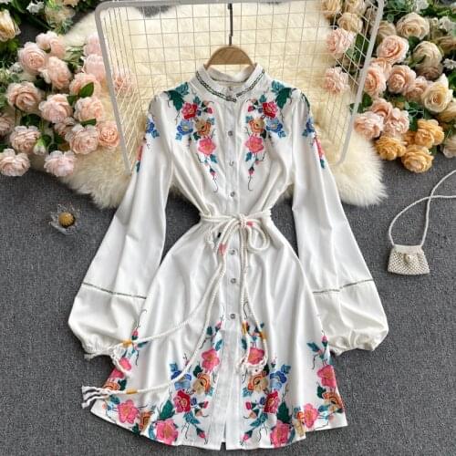 2021 Womens Spring New French Retro Court O- Neck Button Puff Sleep Cord Empire Mini Dress D0123
