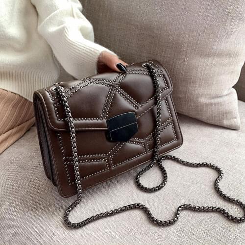 Black bag female bag 2021 new trendy fashion Korean version of the wild chain one shoulder messenger small square bag
