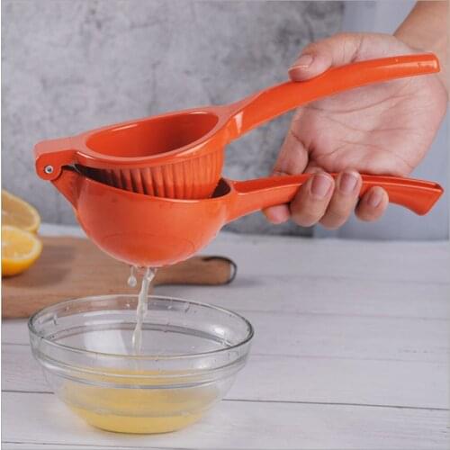 Quality Metal Aluminium Alloy Hand Fruit lime Orange Lemon Citrus press presser Squeezer Juicer with Long Handle Spoon