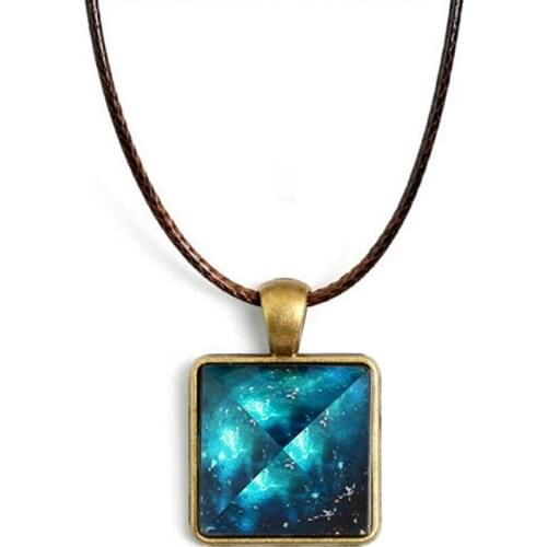 Luminous Necklace Glow in the Dark Vintage Crystal Pyramid Pendant Necklace -MX8