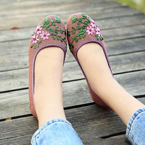 2019 Fashion Women Ballet Flats Shoes Woman Espadrilles Ladies Slip-On Casual Shoes Breathable Walking Embroidered Flat Shoes