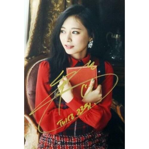 Signed TWICE Tzuyu autographed photo The Year of Yes 5*7 freeshipping 122018A