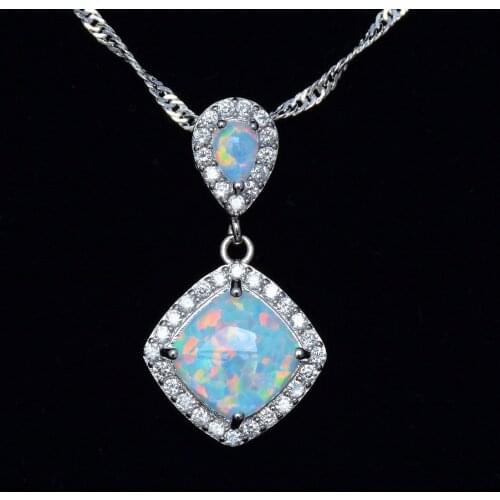 New Arrival Pearly White Fire Opal Pendant Necklace with Free Wave Chain