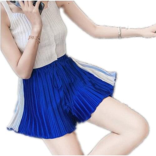 New Fashion Casual Pleated Women Shorts Summer 2018 Elastic Waist Wide Leg Shorts Female High Waist Loose Female Chiffon Q283