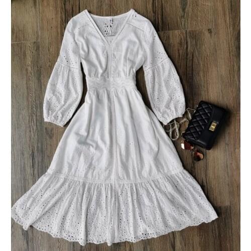 New High Quality Vintage Cotton Cloth Embroidery Lantern Sleeve V-Neck Midi Dress Elgant Party Beach Robe Femme White Maxi Dress