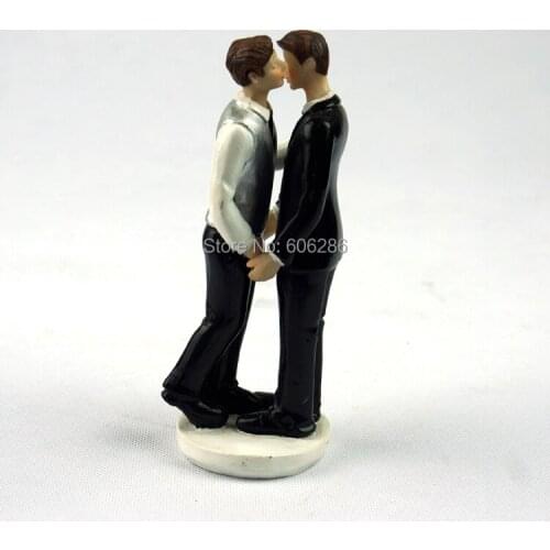 Wholesale 45pcs/LOT Resin Groom Figurines Gay Wedding Party Cake Decoration of Gay Couple Wedding Cake Topper